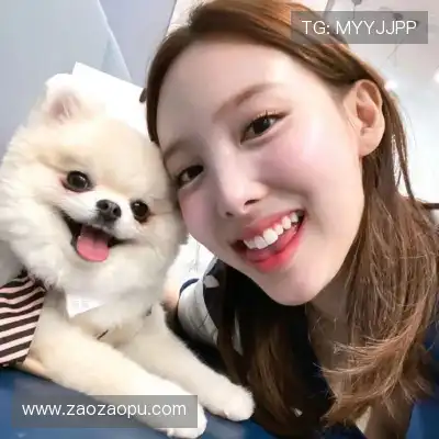 龙含雅